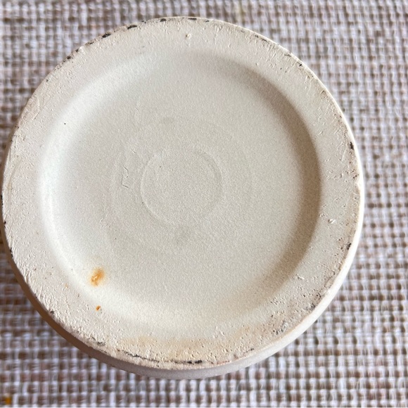 Rustic Stoneware Utensil Holder 6x5 - Picture 4 of 6